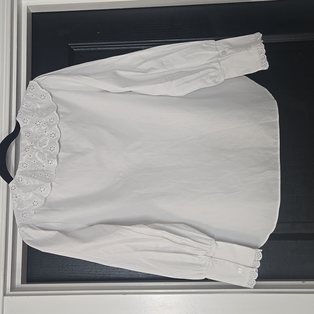 Status By Chenault White Button Down With Eyelet Peter Pan Collar Size Small - Picture 5 of 7